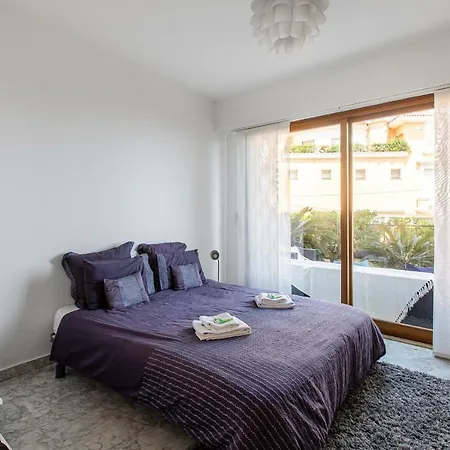 Vaneau Golfe Azur * Cannes